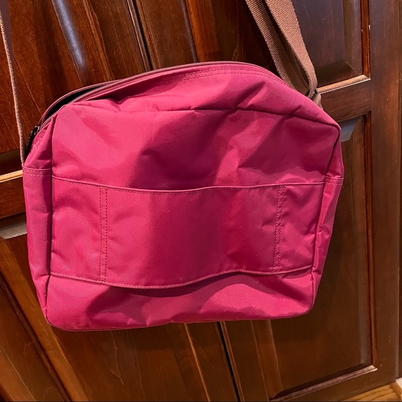 Red Longchamp Travel Tote with Trolley Strap - Picture 6 of 6